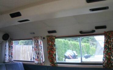 Volkswagen-vanagon-1987-blue-5
