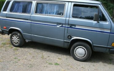 Volkswagen-vanagon-1987-blue-6