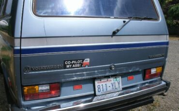 Volkswagen-vanagon-1987-blue-7