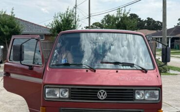 Volkswagen-vanagon-1987-red-1