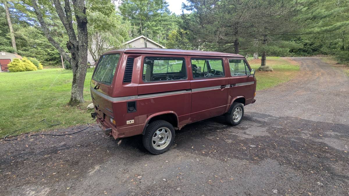 Volkswagen-vanagon-1987-red-3