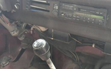 Volkswagen-vanagon-1987-red-6