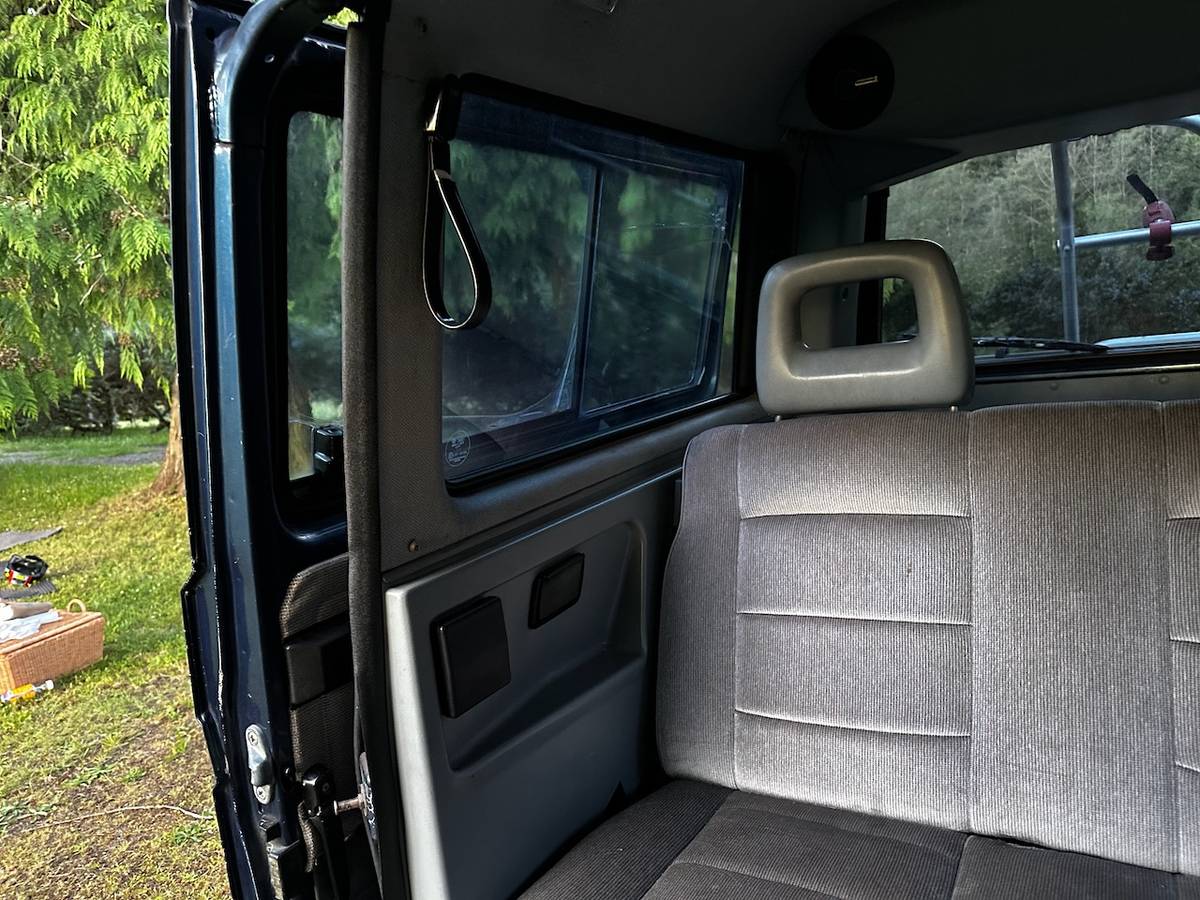 Volkswagen-vanagon-1988-18