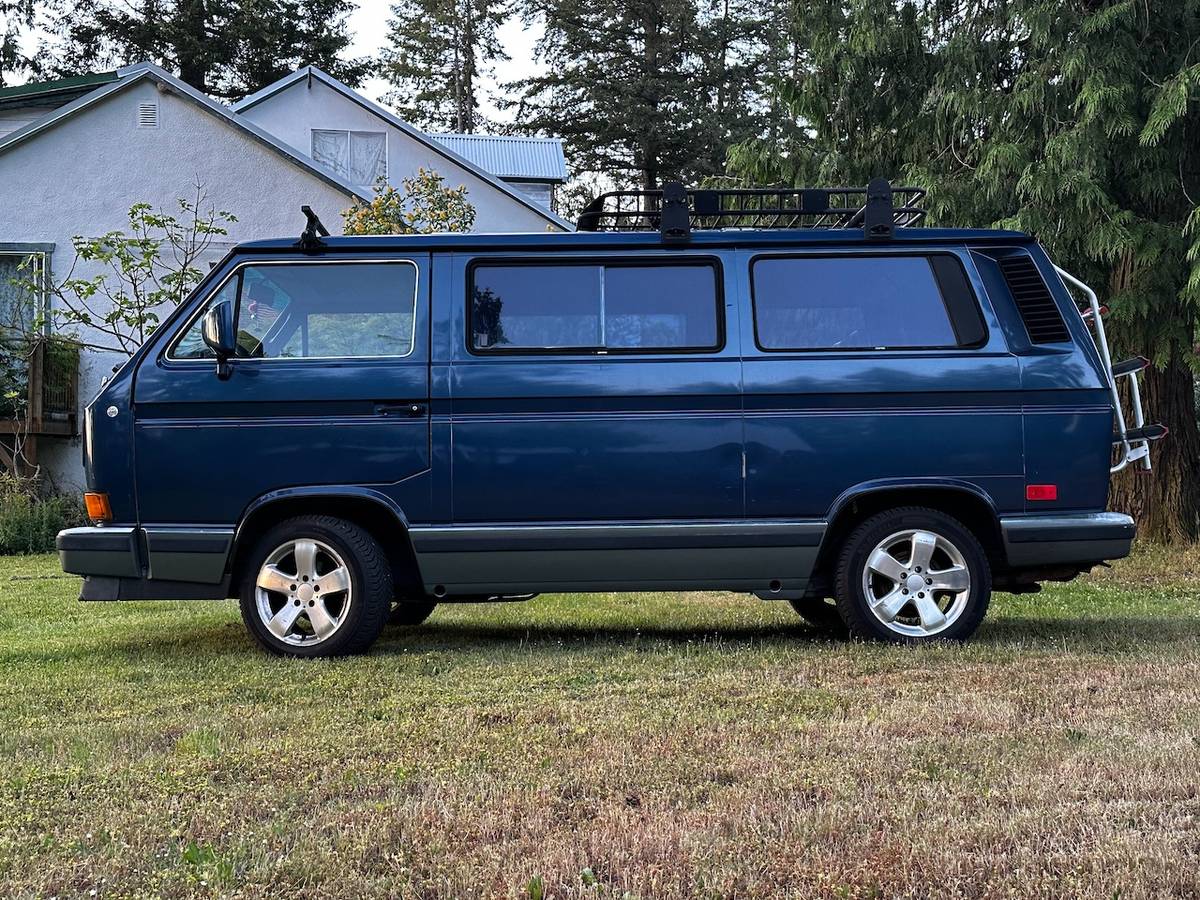 Volkswagen-vanagon-1988-3