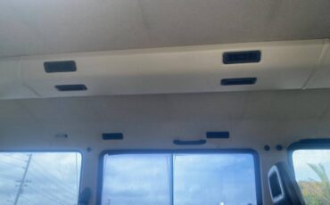 Volkswagen-vanagon-1990-blue-11