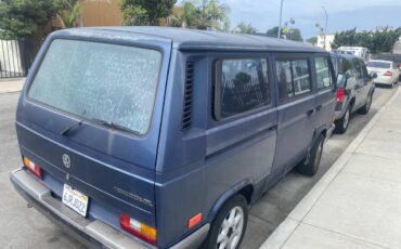 Volkswagen-vanagon-1990-blue-2