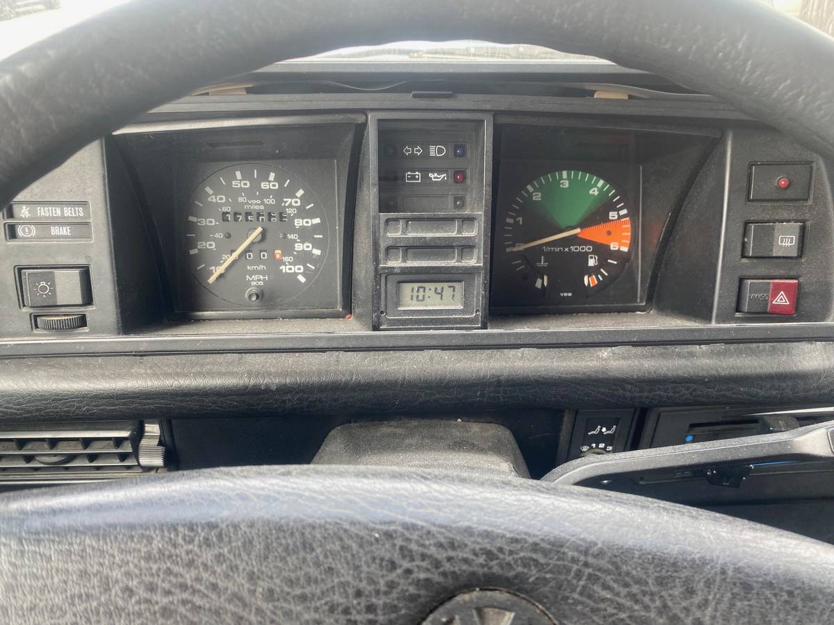 Volkswagen-vanagon-1990-blue-8