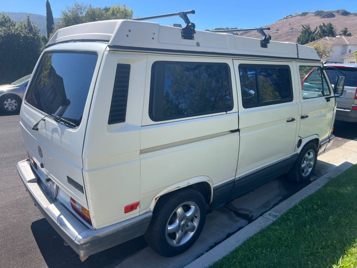 Volkswagen-vanagon-1990-white-17