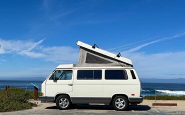 Volkswagen-vanagon-1990-white