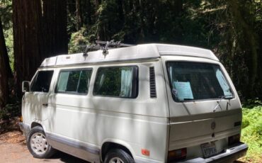 Volkswagen-vanagon-1990-white-2