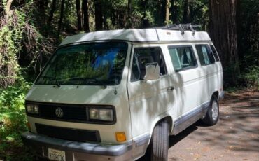 Volkswagen-vanagon-1990-white