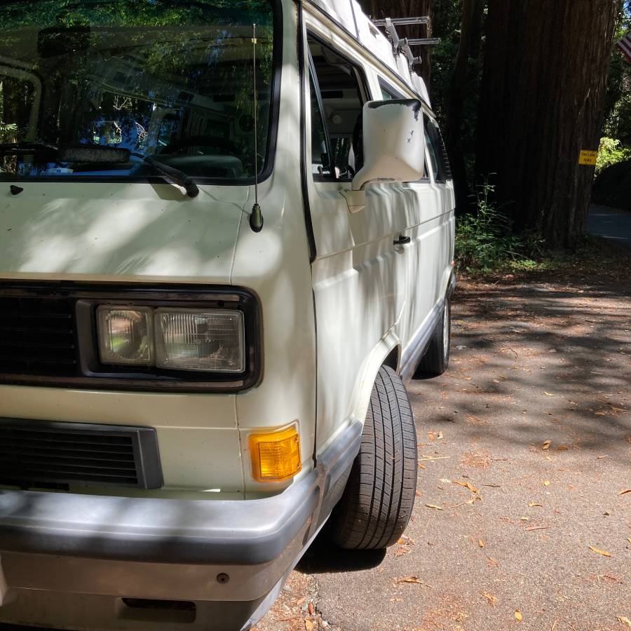 Volkswagen-vanagon-1990-white-6