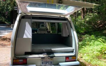 Volkswagen-vanagon-1990-white-7