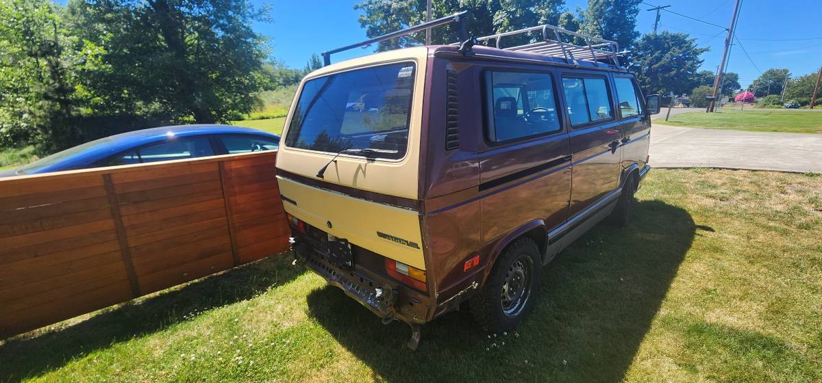 Volkswagen-vanagon-bus-1991-4
