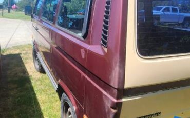 Volkswagen-vanagon-bus-1991-5