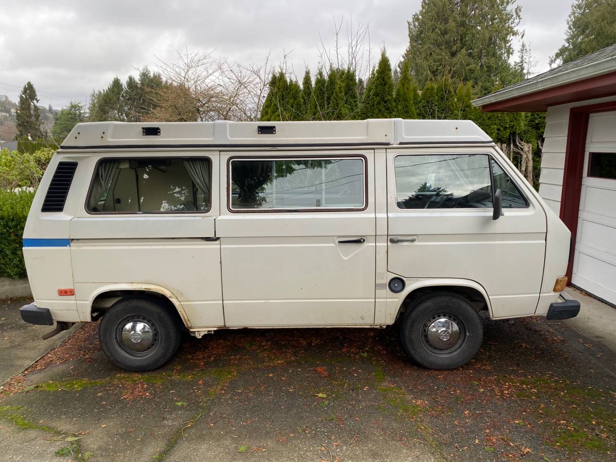Volkswagen-vanagon-camper-1983-white-2