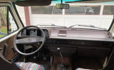 Volkswagen-vanagon-camper-1983-white-5