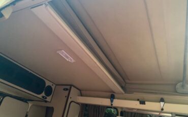 Volkswagen-vanagon-camper-1984-6