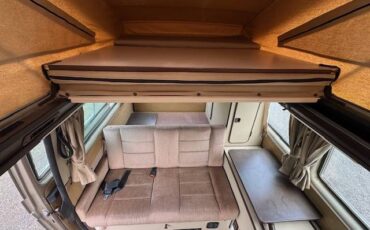 Volkswagen-vanagon-camper-1986-custom-17