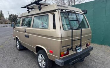 Volkswagen-vanagon-camper-1986-custom-2