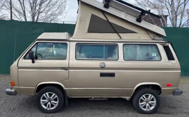 Volkswagen-vanagon-camper-1986-custom