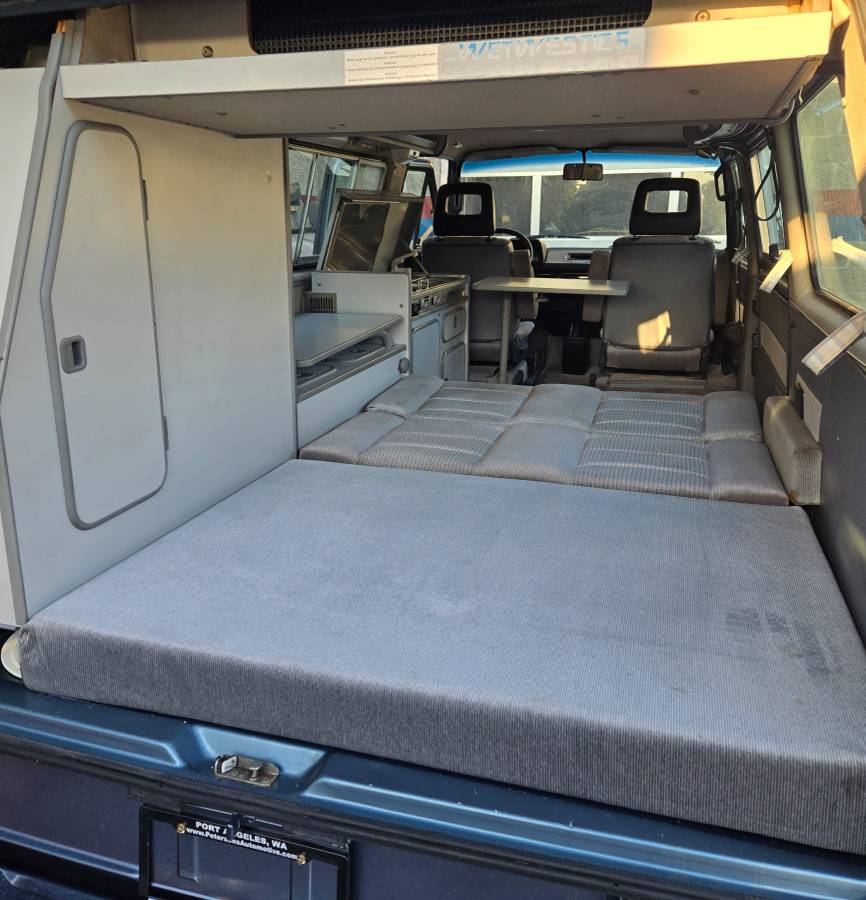 Volkswagen-vanagon-camper-westfalia-1987-blue-14