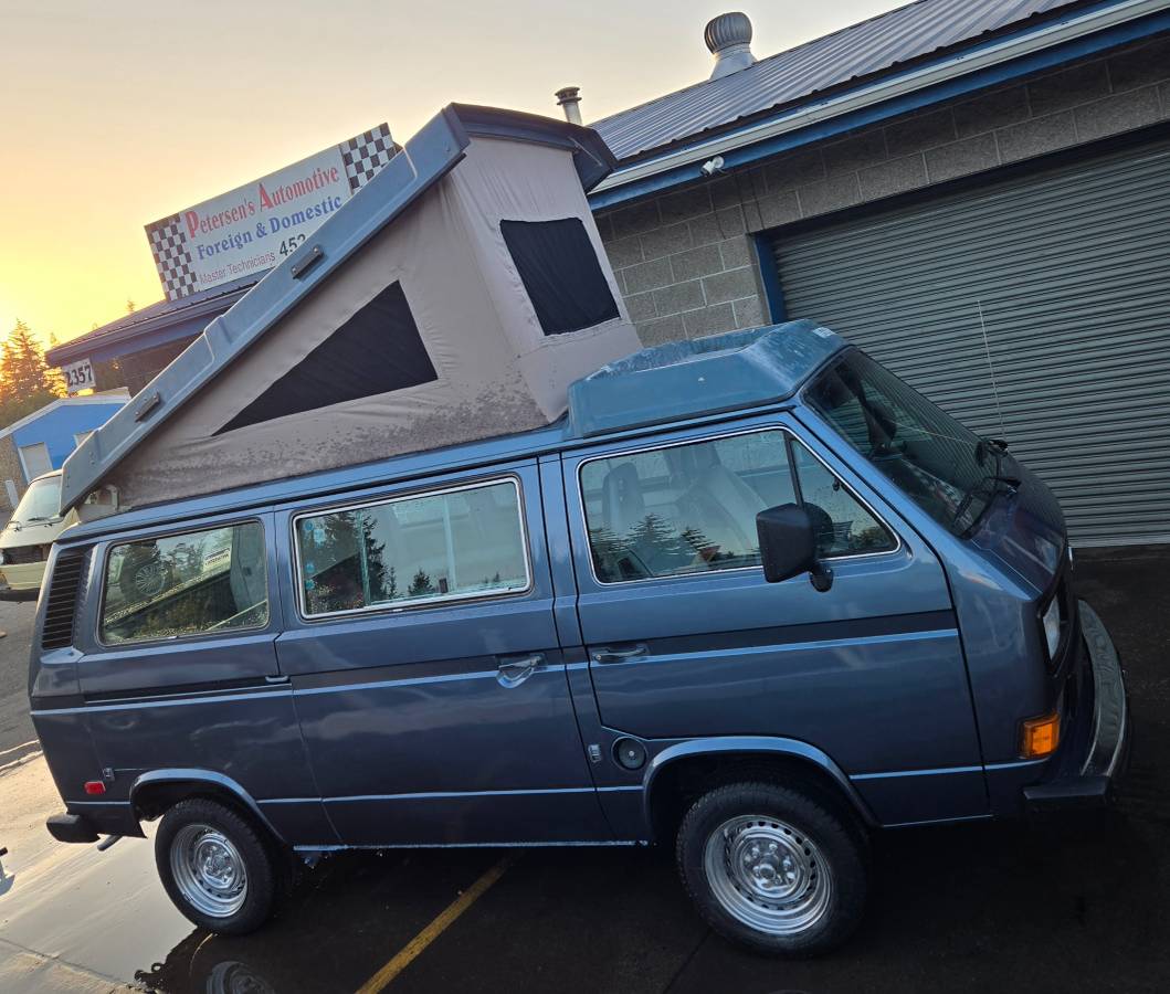 Volkswagen-vanagon-camper-westfalia-1987-blue-2