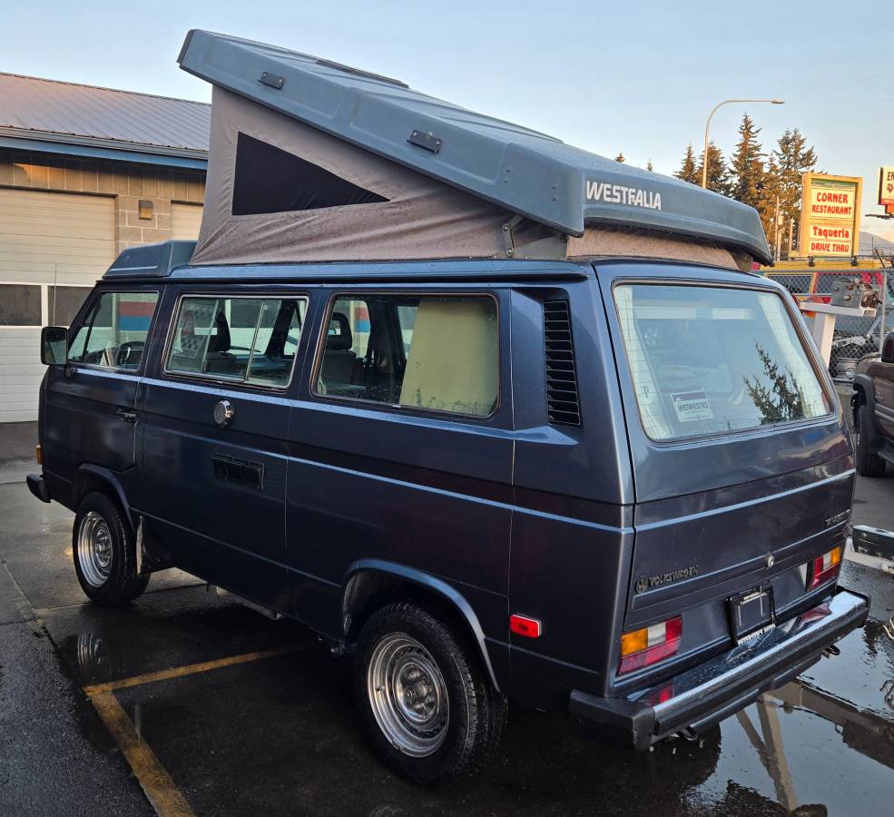 Volkswagen-vanagon-camper-westfalia-1987-blue-3