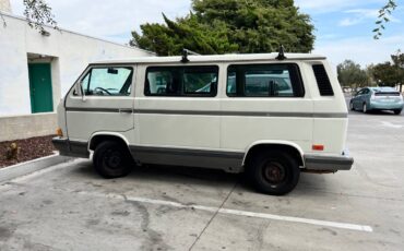 Volkswagen-vanagon-gl-1990-white-3