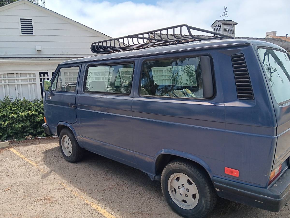 Volkswagen-vanagon-gl-1991-blue-1