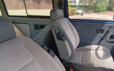 Volkswagen-vanagon-gl-1991-blue-4