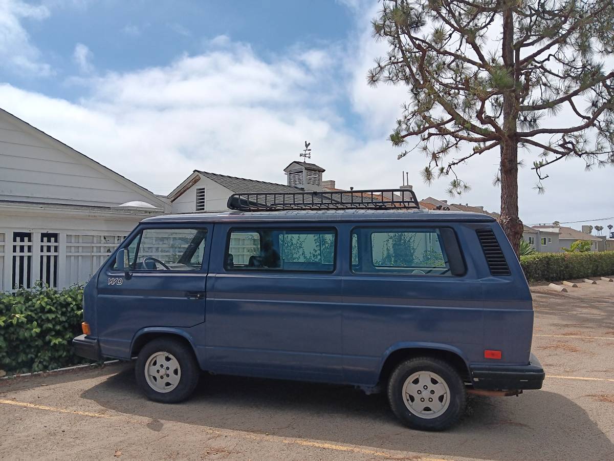 Volkswagen-vanagon-gl-1991-blue