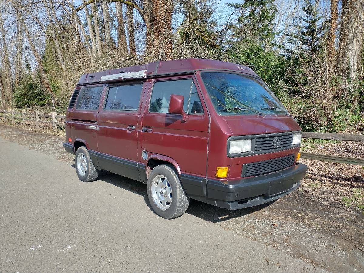 Volkswagen-vanagon-multivan-1991-red-8