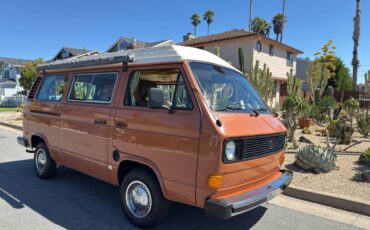 Volkswagen-vanagon-rivier-camper-1980-orange-1