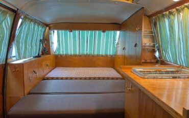 Volkswagen-vanagon-rivier-camper-1980-orange-14