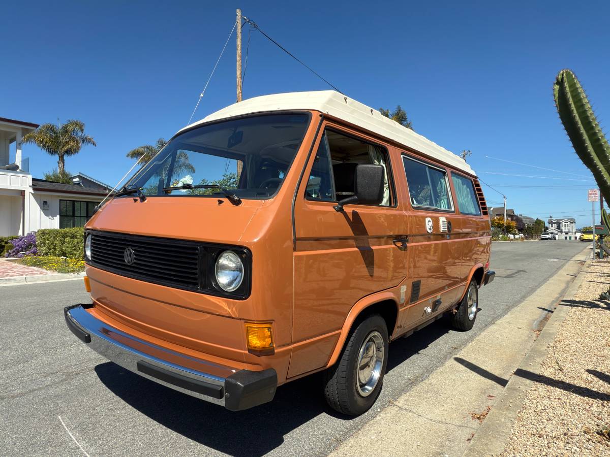 Volkswagen-vanagon-rivier-camper-1980-orange-2