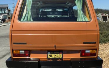 Volkswagen-vanagon-rivier-camper-1980-orange-23