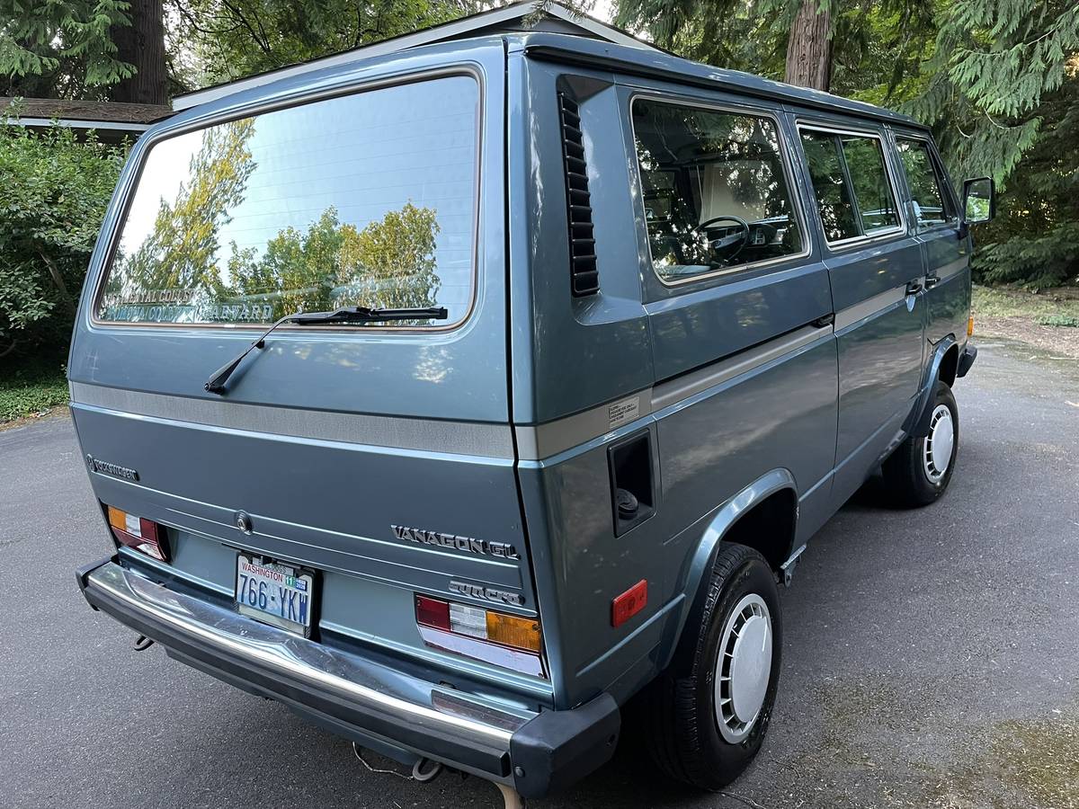 Volkswagen-vanagon-syncro-multivankombi-1987-blue-5