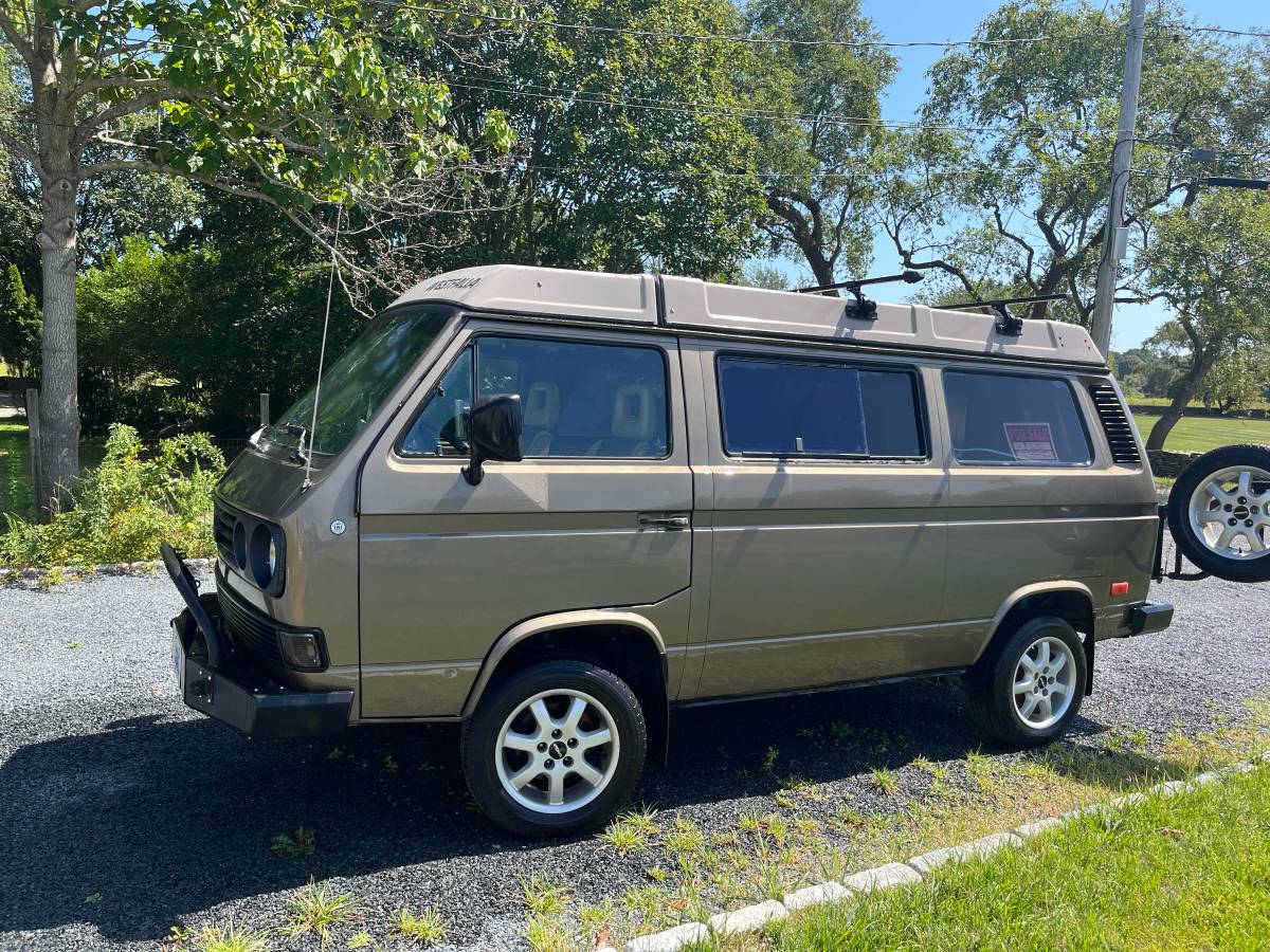 Volkswagen-vanagon-weekender-1985-11