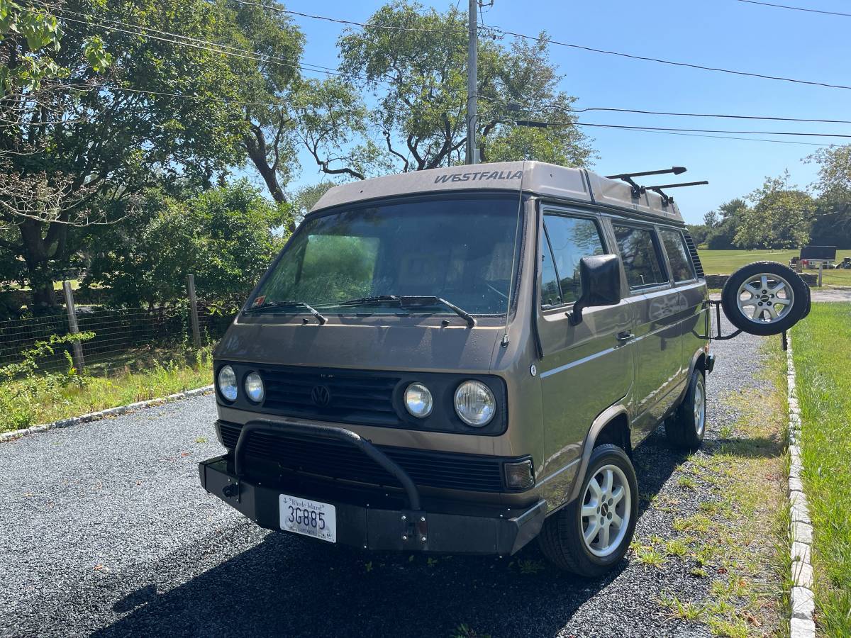 Volkswagen-vanagon-weekender-1985-3