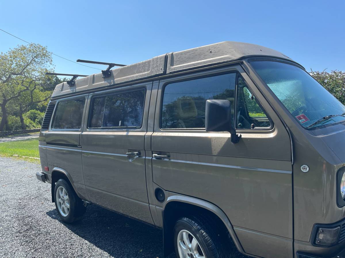 Volkswagen-vanagon-weekender-1985-4