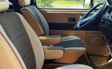 Volkswagen-vanagon-weekender-1985-7