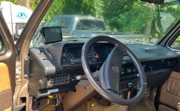 Volkswagen-vanagon-weekender-1985-9