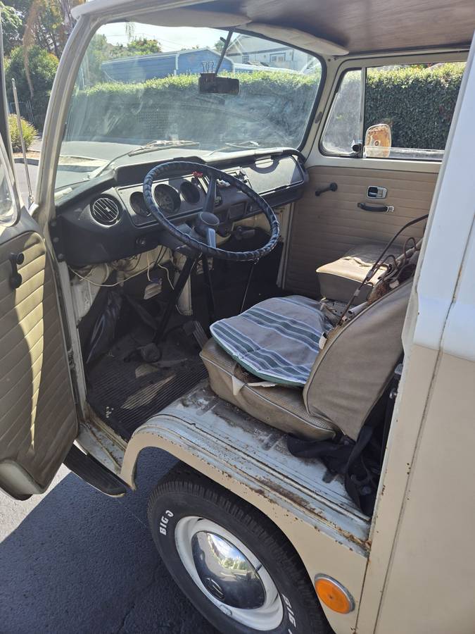 Volkswagen-vanagon-westfalia-1969-7