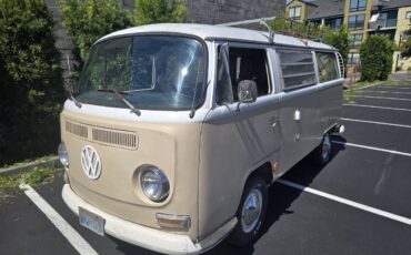 Volkswagen-vanagon-westfalia-1969-9