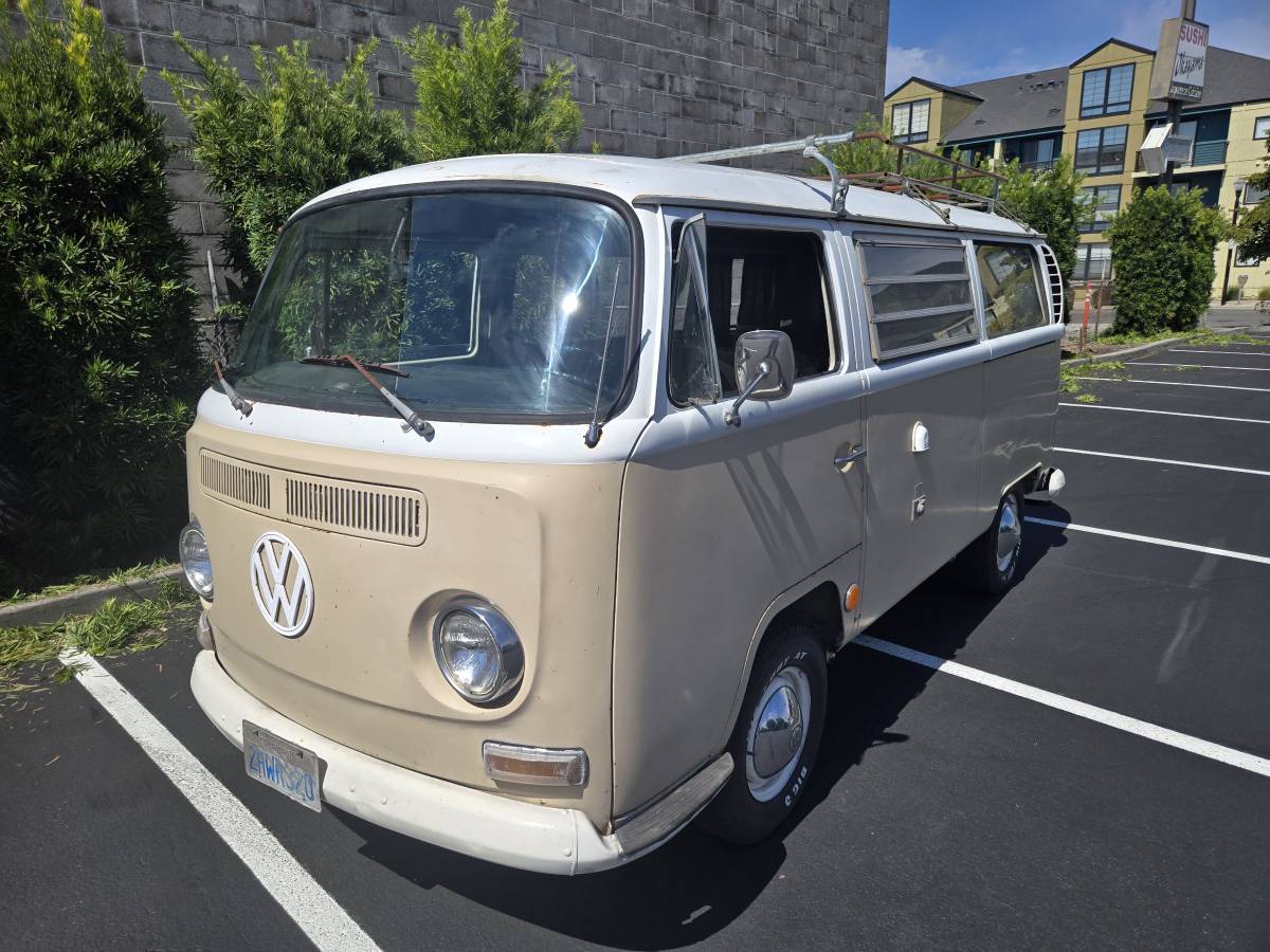 Volkswagen-vanagon-westfalia-1969-9