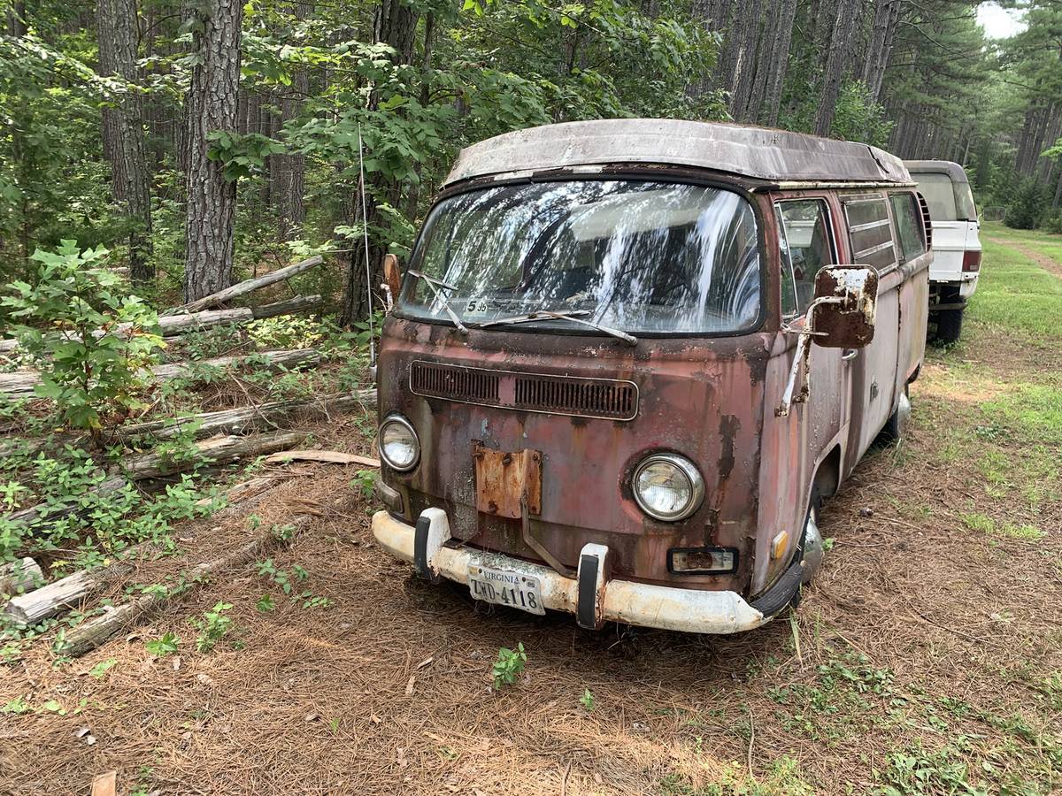 Volkswagen-vanagon-westfalia-1970-red