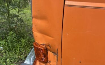 Volkswagen-vanagon-westfalia-1980-orange-6