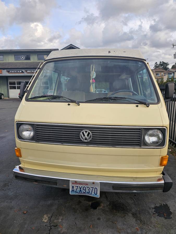 Volkswagen-vanagon-westfalia-1980-yellow-5