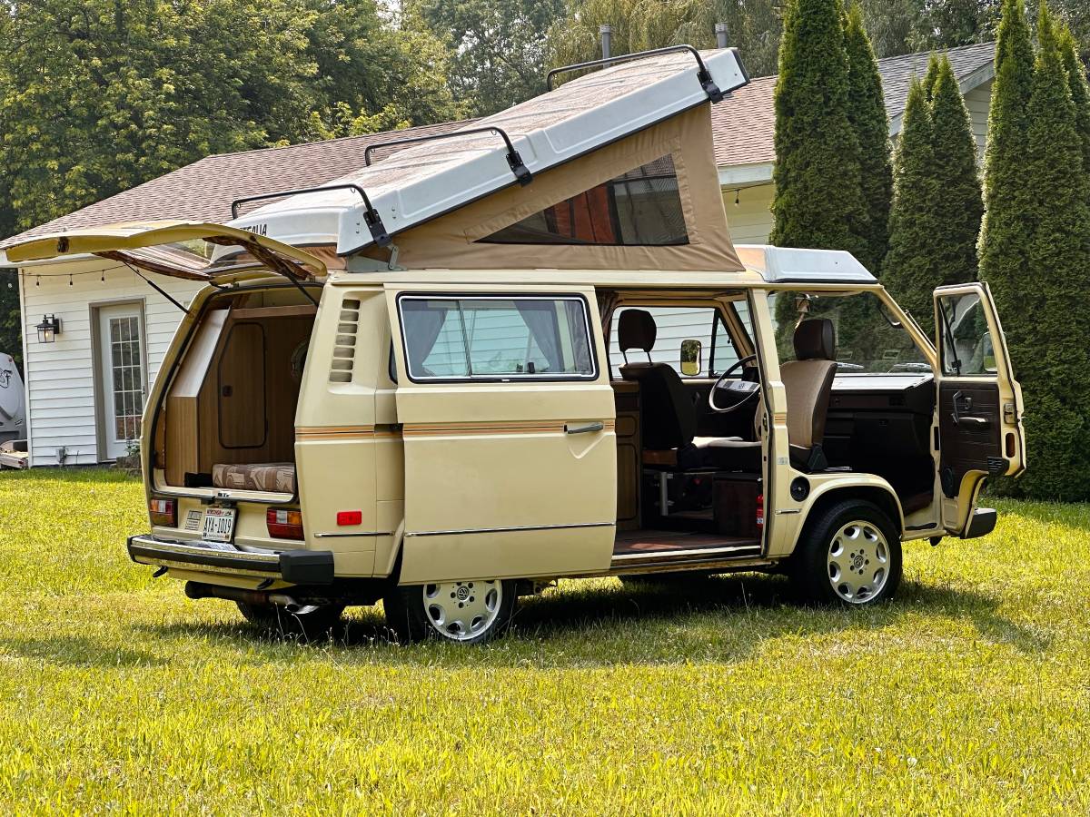 Volkswagen-vanagon-westfalia-1981-3